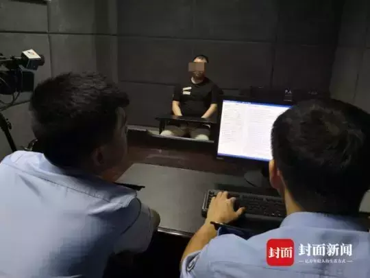 辅助发卡网 男子辍学自学编程，5个月卖出2300万！警方揪出大型外挂销售平台